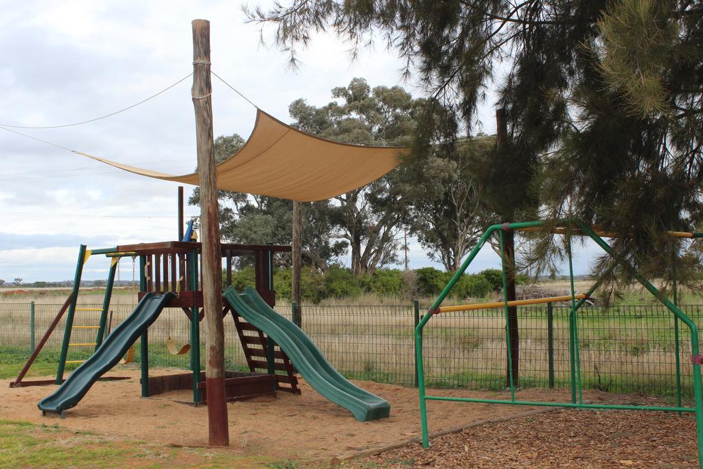 ホテルAussie Cabins ダボ エクステリア 写真